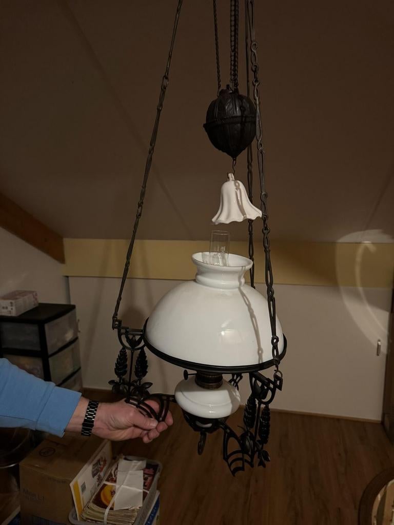 Antieke hanglamp met katrolsysteem - Olie- of petroleumlamp, Antiek en Kunst, Ophalen