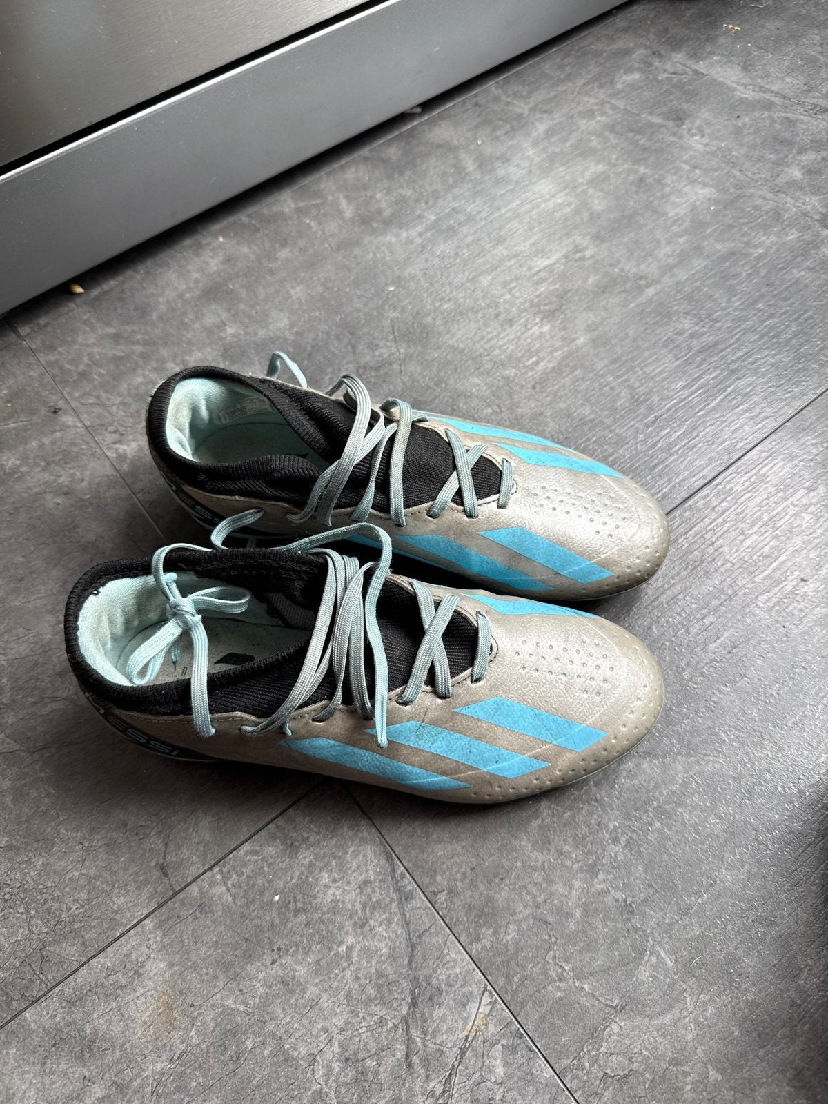 Adidas voetbalschoenen maat 37 1/3, Sport en Fitness, Voetbal, Ophalen of Verzenden, Gebruikt, Schoenen