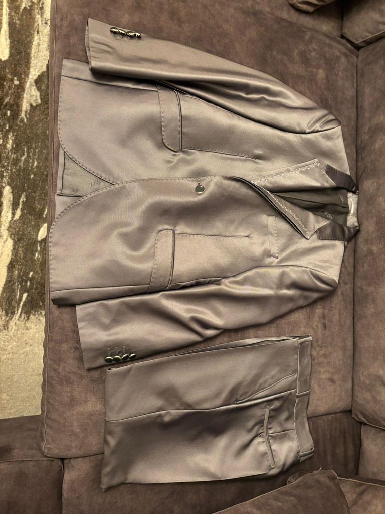 Trouwpak itiliaans 44, Kleding | Heren, Kostuums en Colberts, Ophalen of Verzenden, Zo goed als nieuw, Maat 46 (S) of kleiner