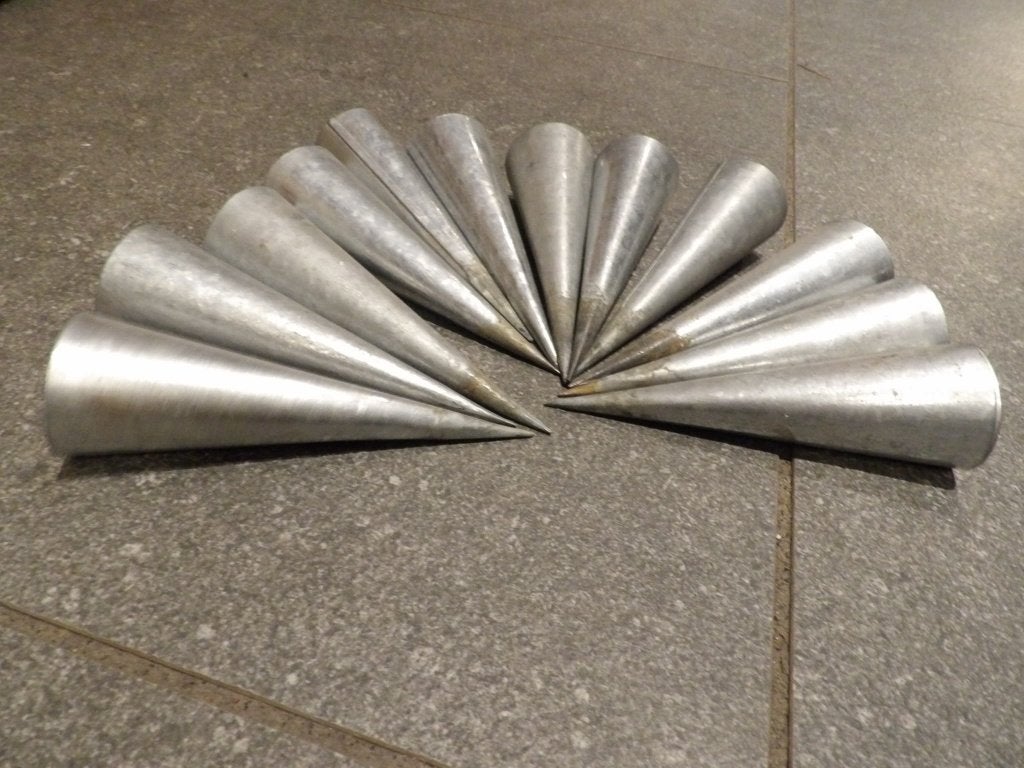 12 grijze stekers voor waxine lichtje voor kerst 15 cm, Ophalen of Verzenden, Gebruikt, Knutselwerk