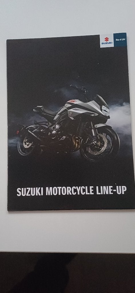 Originele jaarfolder 2019 Suzuki, Ophalen of Verzenden, Suzuki