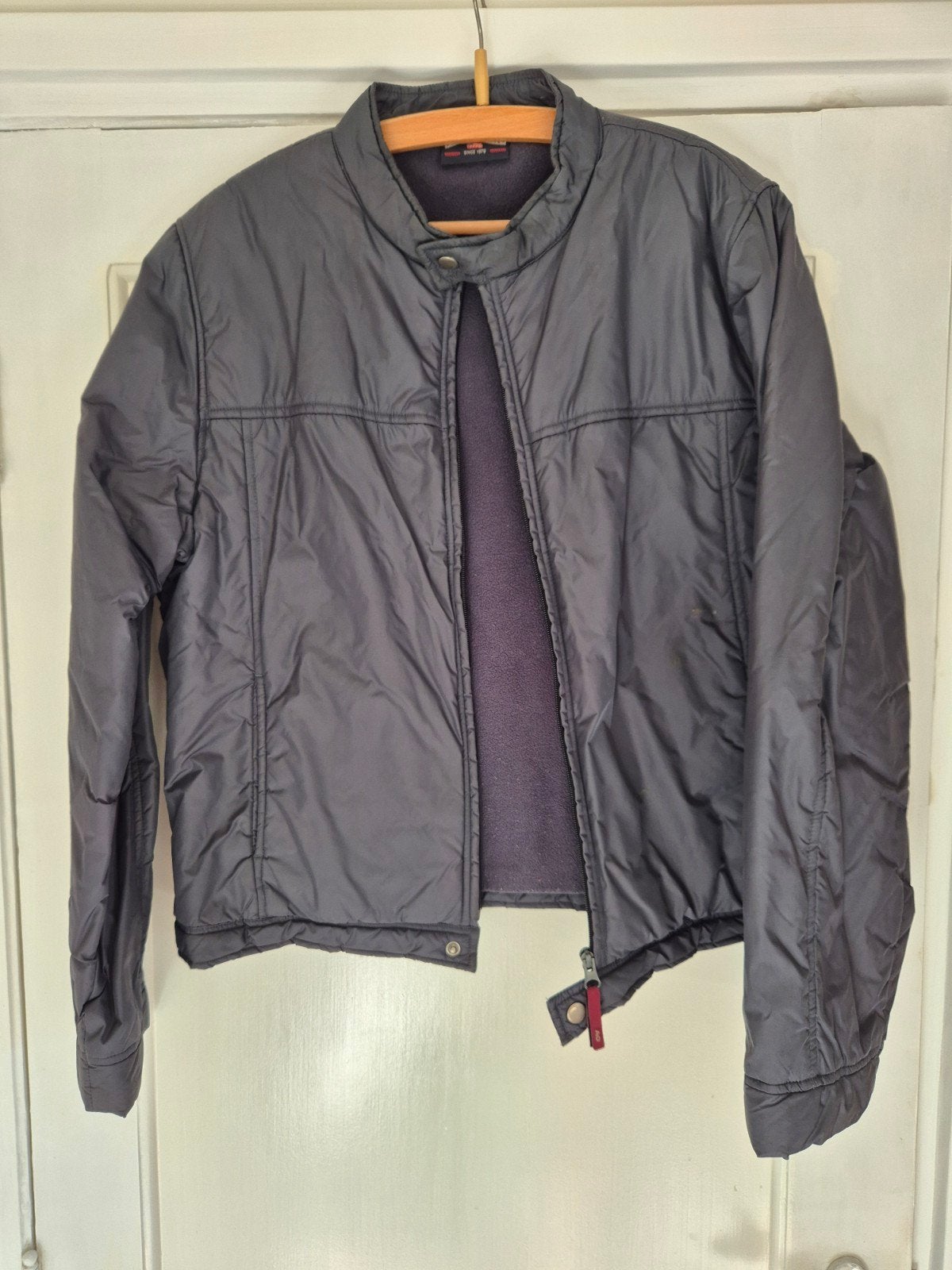 Donkerblauw tussen jas van American outfitters. Staat maat L, Maat 38/40 (M), Blauw, Zo goed als nieuw, American outfitters