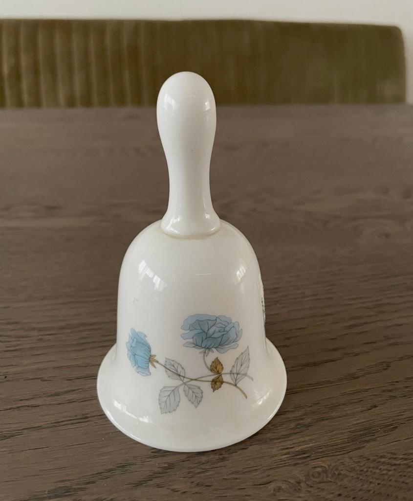 Wedgwood Ice Rose bel van Bone China, Ophalen of Verzenden