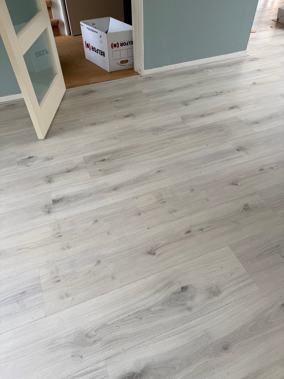 Laminaatvloer circa 30 m2 gratis af te halen, Huis en Inrichting, Stoffering | Vloerbedekking, Ophalen, Gebruikt, 25 tot 50 m²