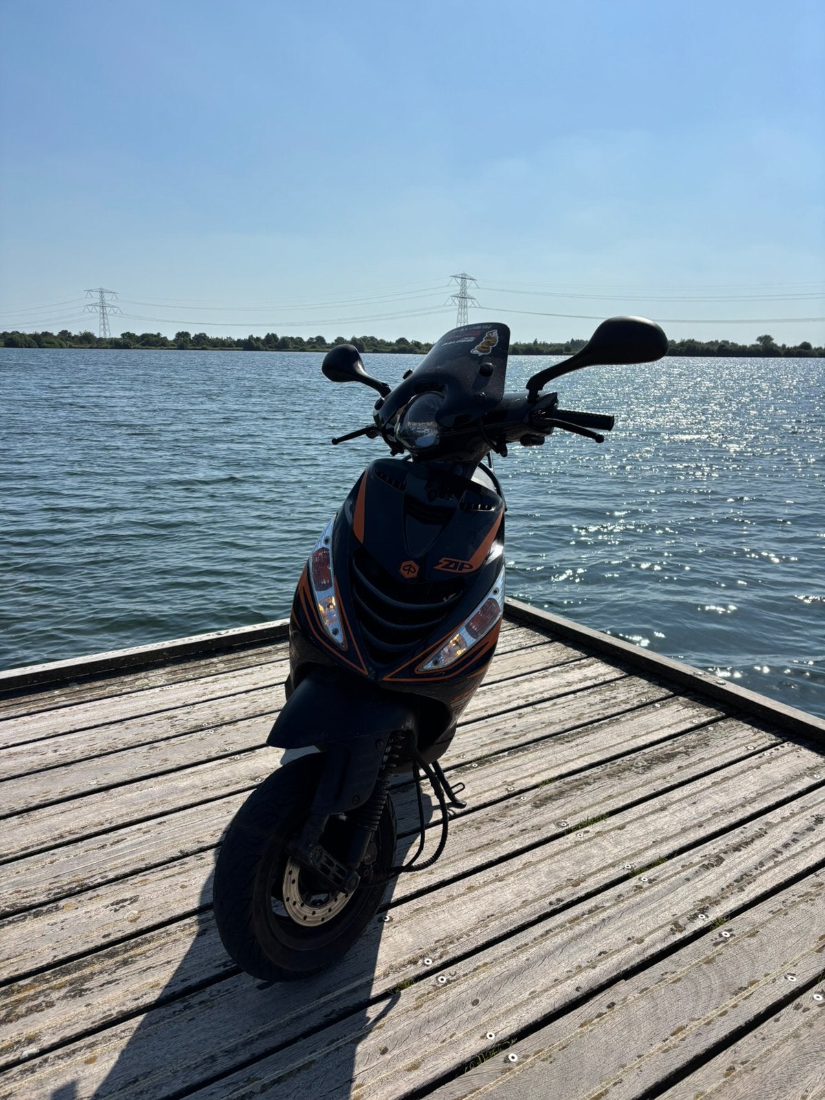 Zip 2 takt 70 cc SNEL!, Fietsen en Brommers, Scooters | Piaggio, Zo goed als nieuw, Zip, Maximaal 45 km/u, Tweetakt, Ophalen