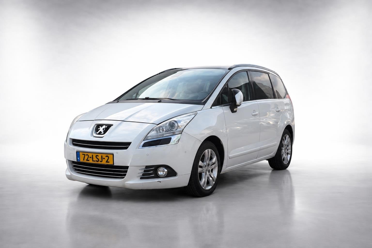 Peugeot 5008 1.6 THP GT 7p.|HuD|pano|pdc|leer|automaat, Euro 5, Gebruikt, 7 stoelen, Wit