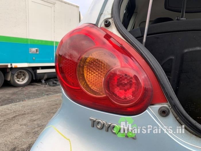 Achterlicht links van een Toyota Aygo, Gebruikt, -, -, Ophalen of Verzenden