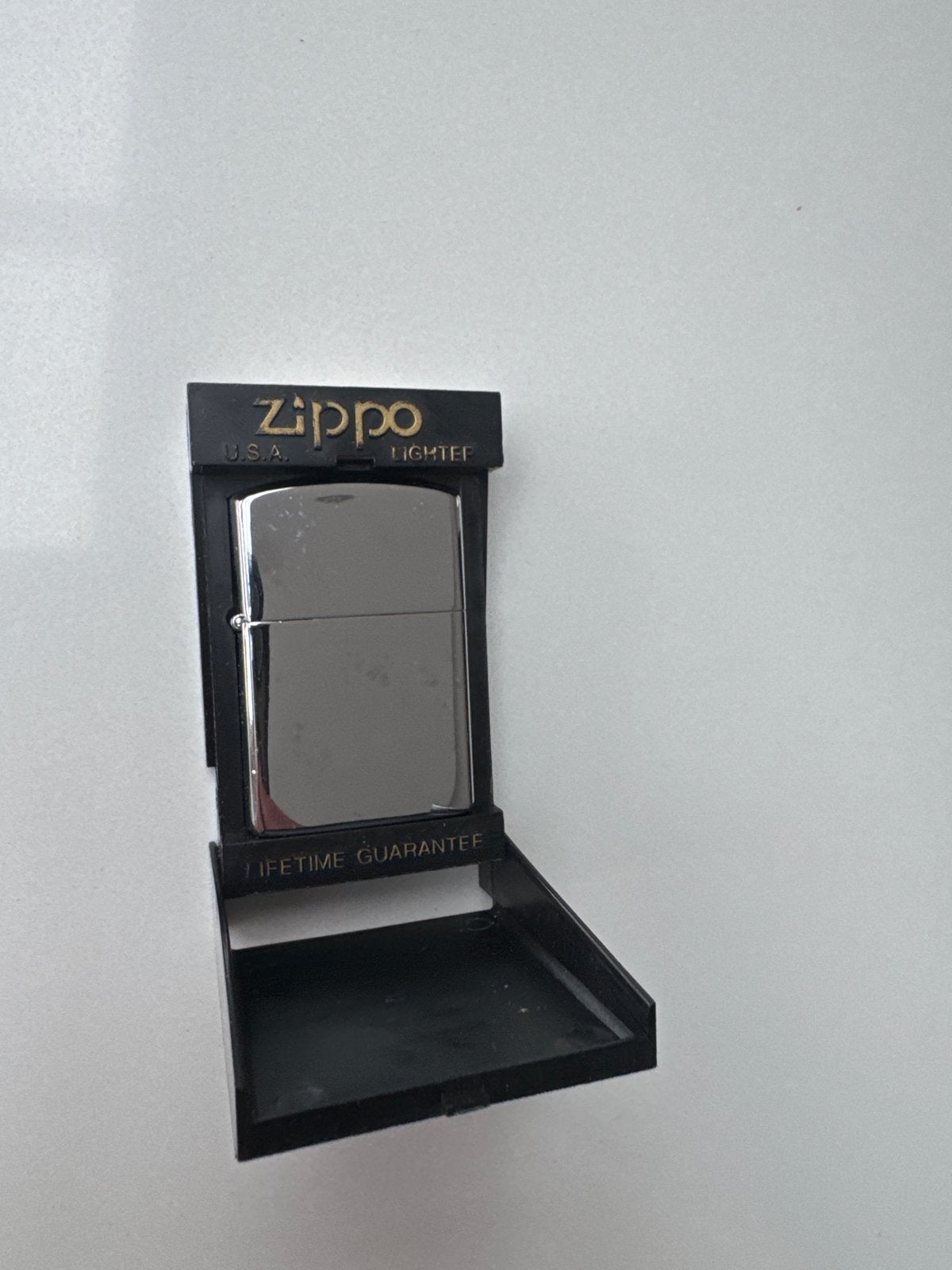Zippo aansteker - Nieuw in verpakking, Ophalen of Verzenden, Nieuw, Aansteker