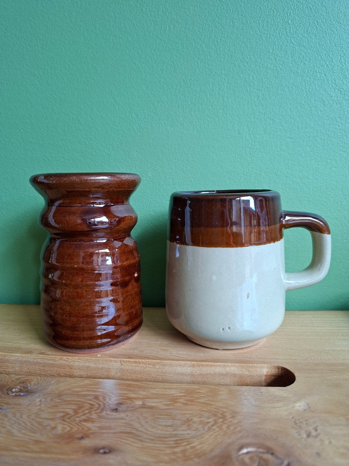 Vintage Aardewerk Mok en Vaas - Bruin Geglazuurd, Ophalen of Verzenden