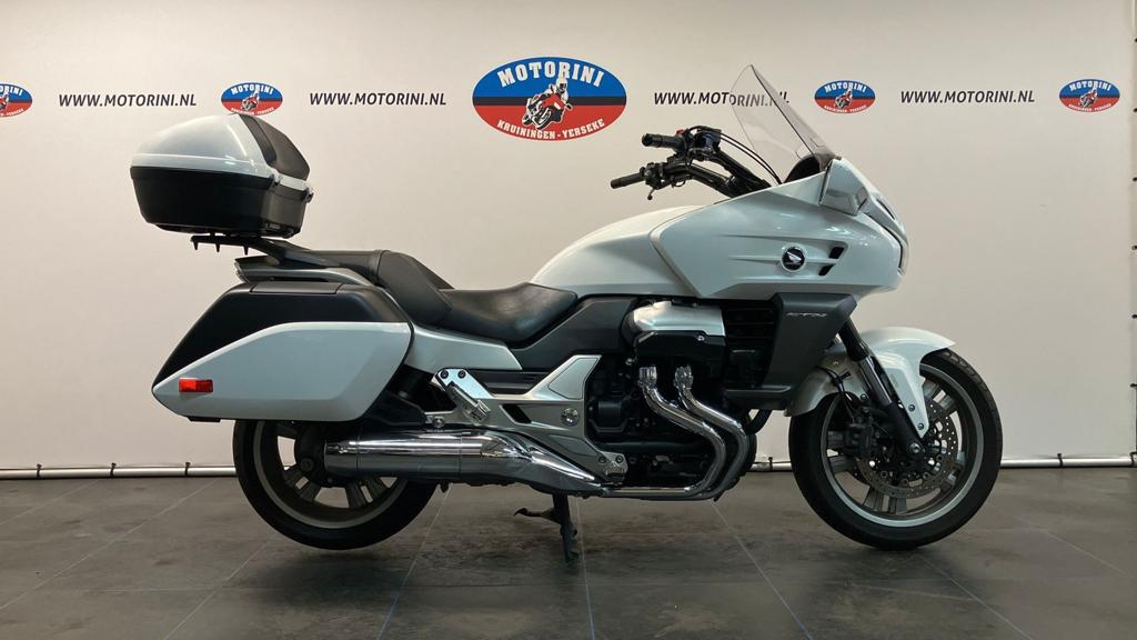 HONDA CTX 1300 C-ABS (bj 2015), Motoren, HONDA, 4 cilinders, Motorrijbewijs A, Bedrijf