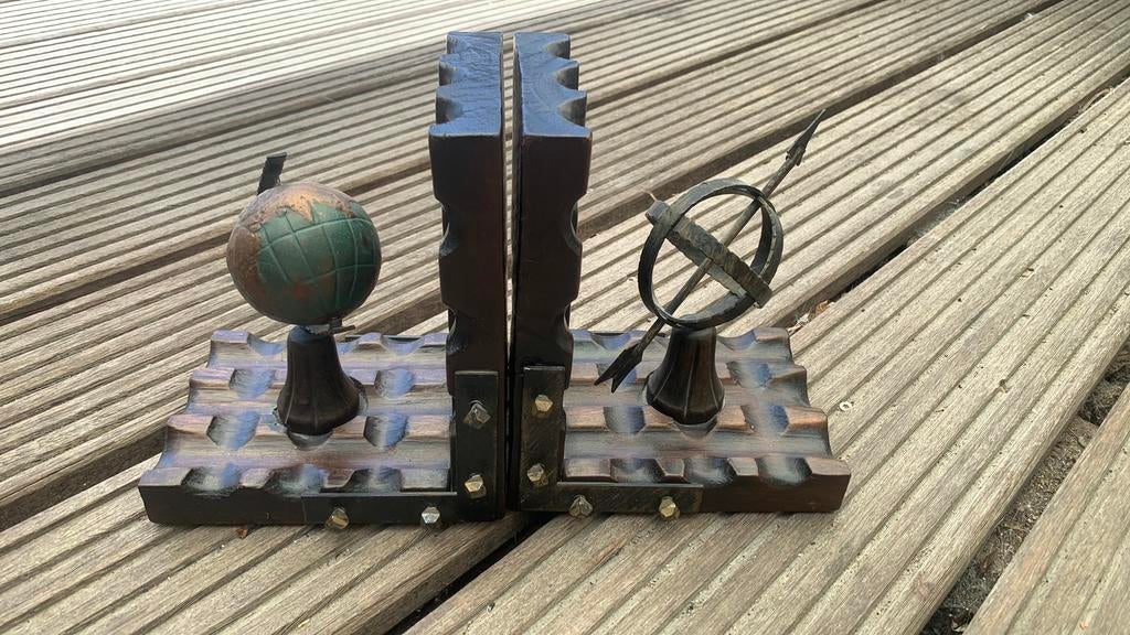 Hout boekensteun boekensteunen antiek globe boek steun, Antiek en Kunst, Verzenden