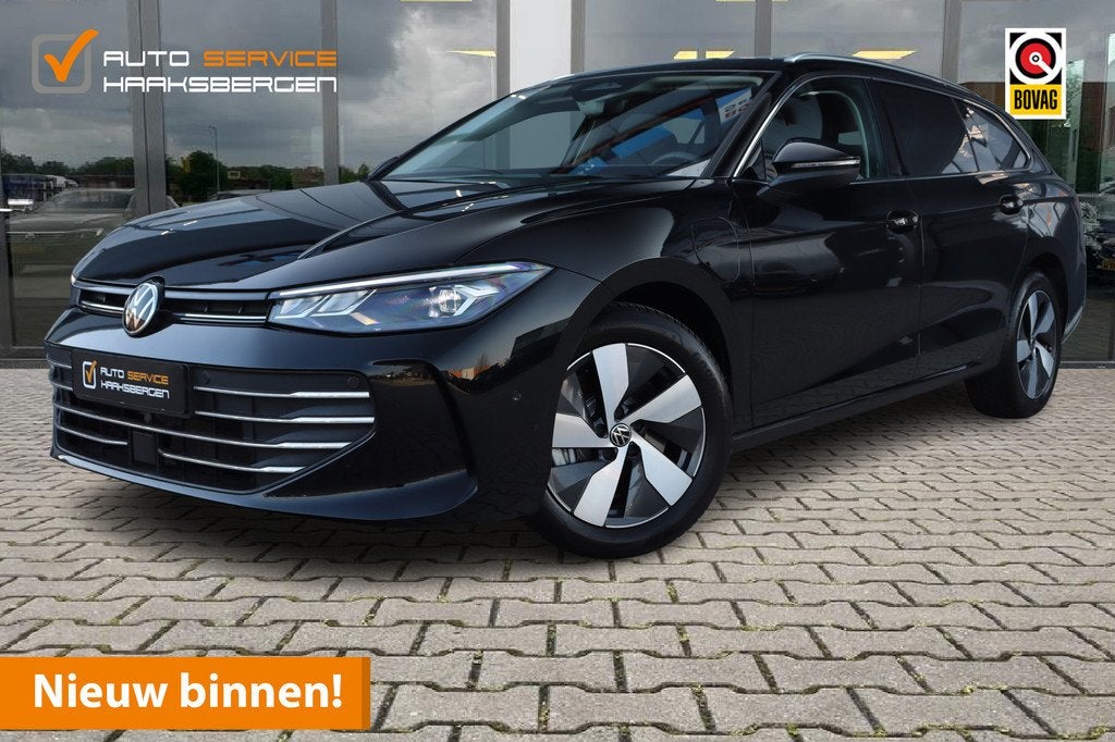 Volkswagen Passat Variant 1.5 eHybrid Elegance | Trekhaak |, 4 cilinders, Zwart, Plug-in hybride, 25 kWh