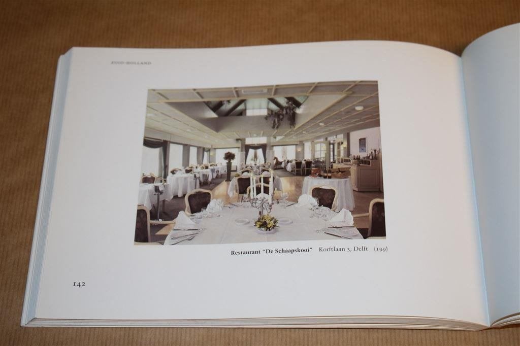 Bijzondere Ned. restaurantinterieurs. Fotografische reis., Boeken, Ophalen of Verzenden, Gelezen, Interieur en Design