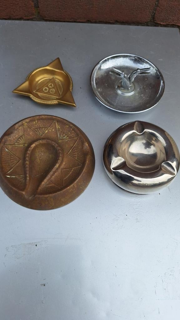 Oude asbakjes oa voor pijp, Ophalen of Verzenden