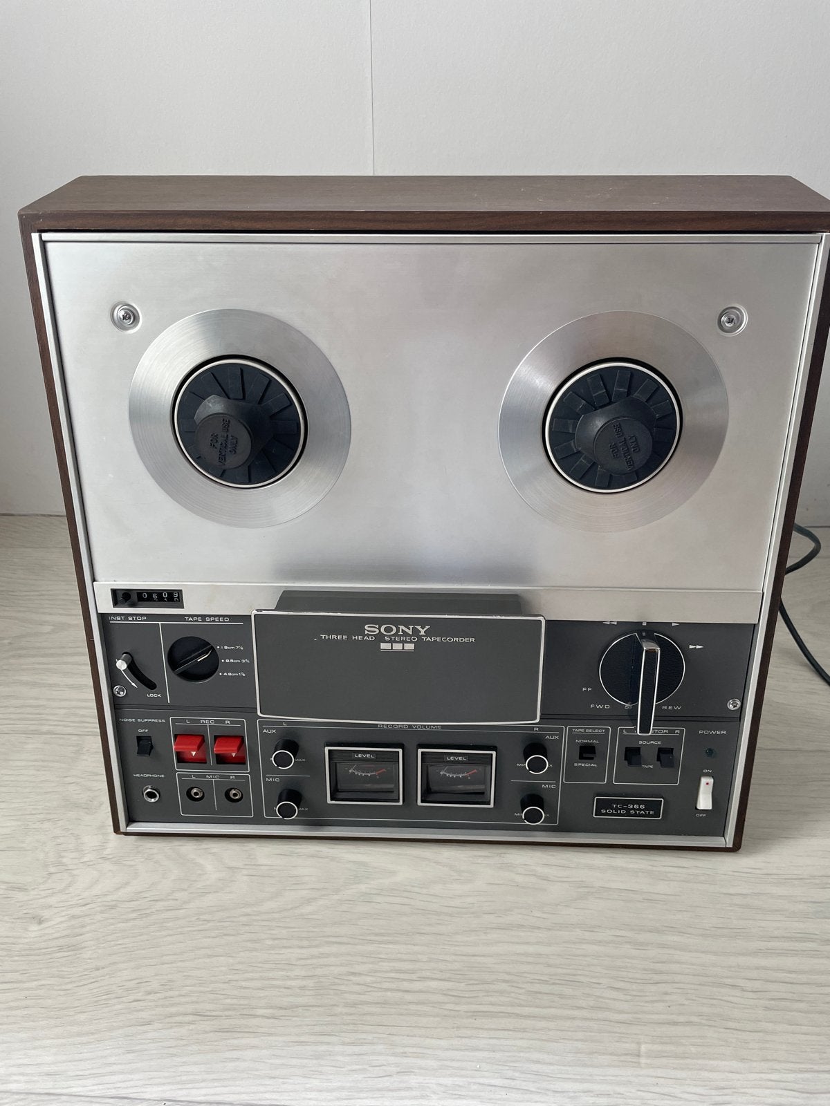 Sony TC-366 Bandrecorder - Opknapper met stofkap, Audio, Tv en Foto, Bandrecorders, Ophalen, Defecte bandrecorder, Met stofkap