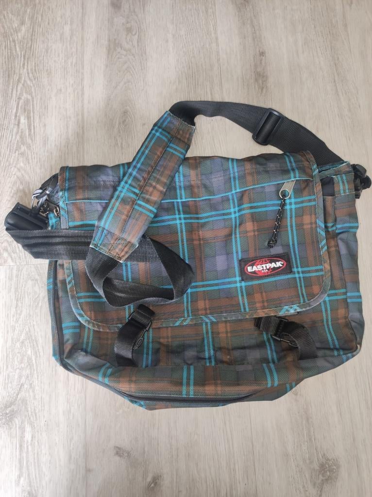 Eastpak tas met vrolijke print, Verzenden, Gebruikt
