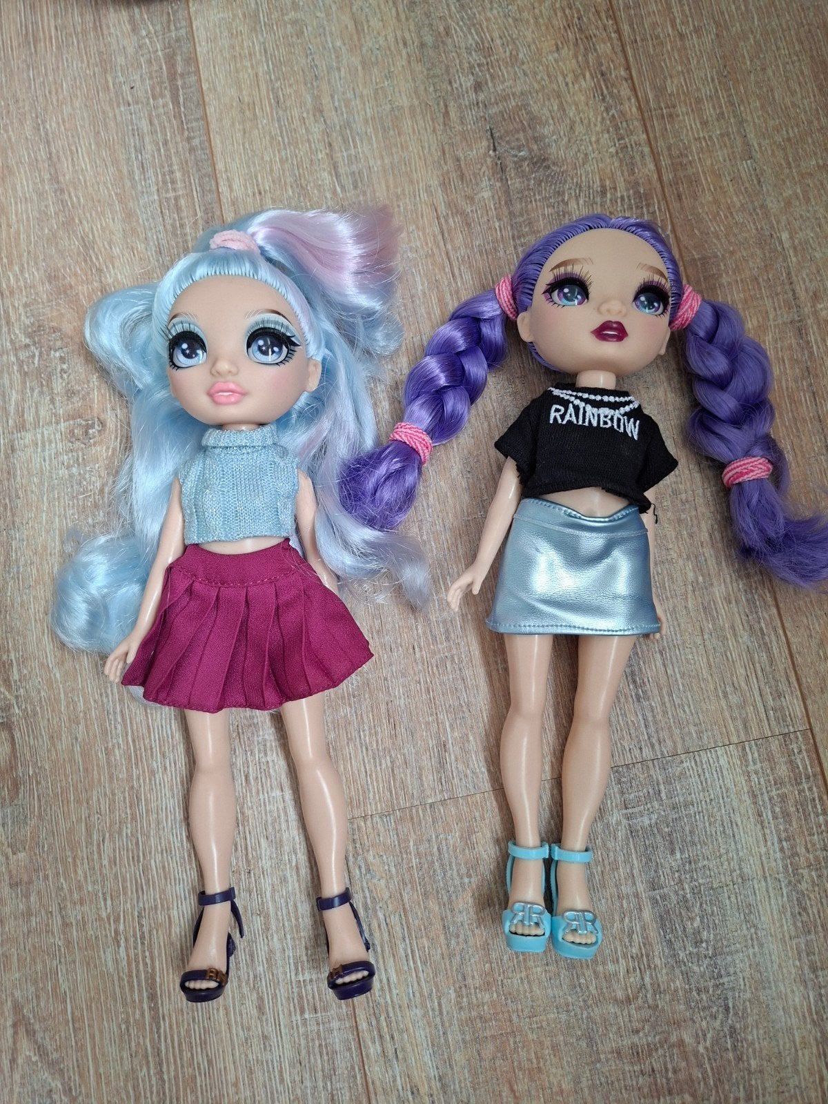 2 Rainbow High poppen - Skyler Bradshaw & Violet Willow, Ophalen of Verzenden, Zo goed als nieuw, Overige typen