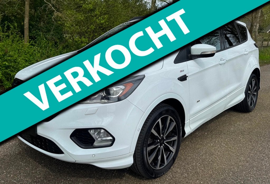 Ford KUGA 1.5 EcoBoost ST Line 2017 NAVI CAMERA TREKHAAK APP, Auto's, Ford, Automaat, Stof, 4 cilinders, 1850 kg