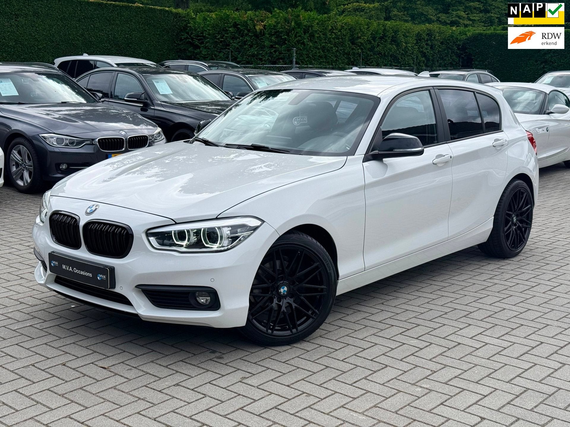 BMW 1-serie 118i Centennial High Executive Sport|Nieuwe Turb, Auto's, BMW, Bedrijf, Te koop, 1-Serie, ABS, Airbags, Airconditioning