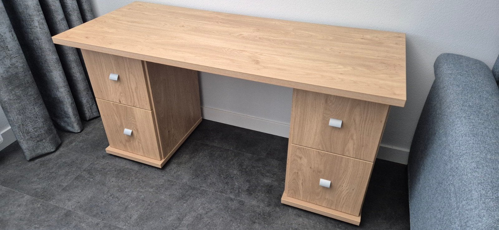 Bureau eiken fineer 72x140x59 (hxbxd), Ophalen, Overige typen, Gebruikt, Spaanplaat of MDF