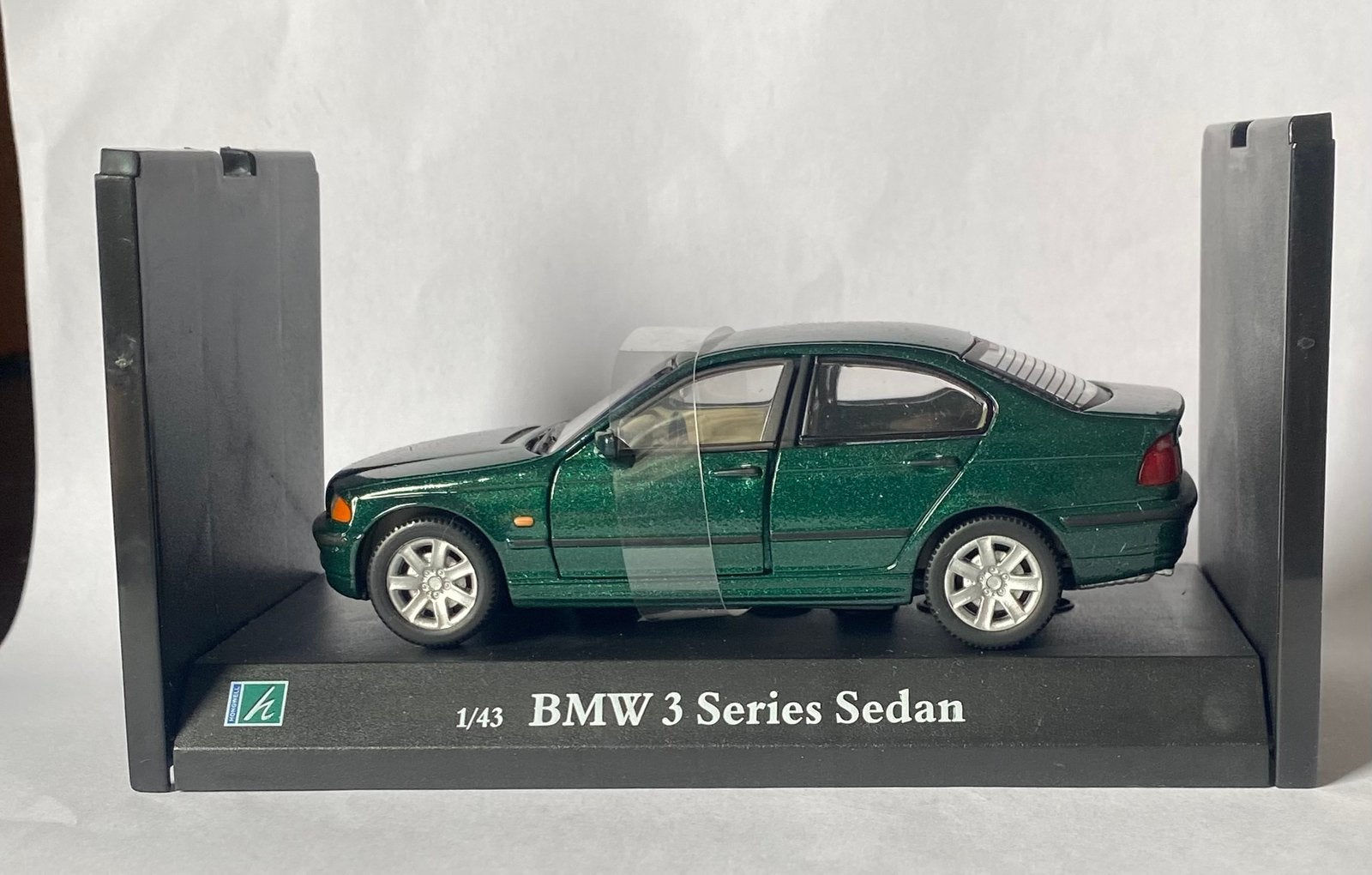 BMW 3 serie 1:43, Hobby en Vrije tijd, Ophalen of Verzenden, Zo goed als nieuw, Auto, Overige merken