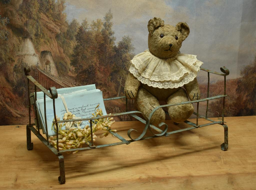 Oud Frans Poppen, Beren Bedje. "Uit Aletta's Tijd", Ophalen of Verzenden