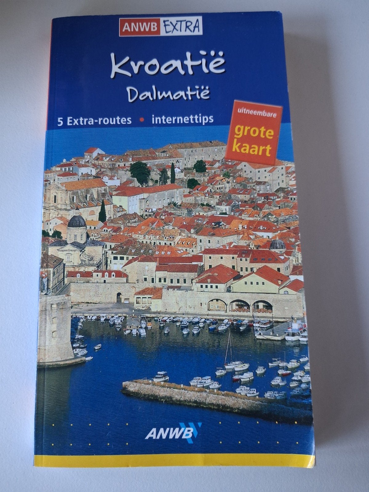 ANWB Extra Kroatië Dalmatië Reisgids met kaart, Europa, Ophalen of Verzenden, Zo goed als nieuw, Reisgids of -boek