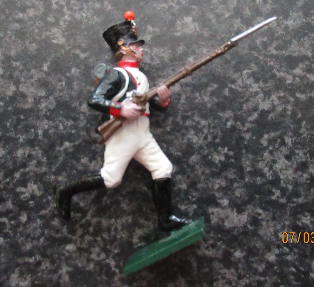 TINNEN SOLDAATJE- FRANSE LINIE INFANTERIE- GRENADIERS, Hobby en Vrije tijd, Ophalen of Verzenden, Zo goed als nieuw, 1:35 tot 1:50