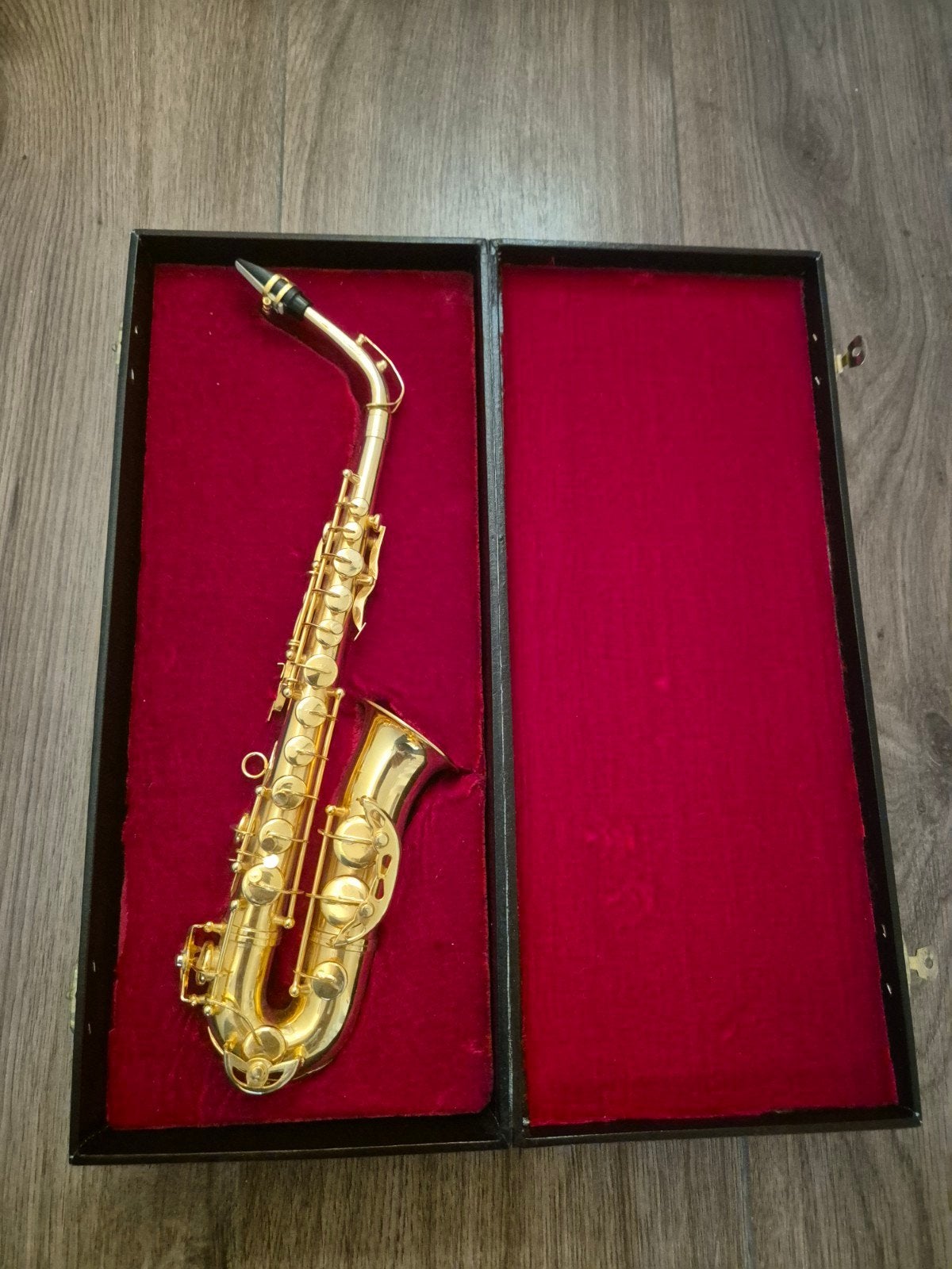 mooie koperen miniatuur sax,alt, Ophalen of Verzenden, Zo goed als nieuw, Alt
