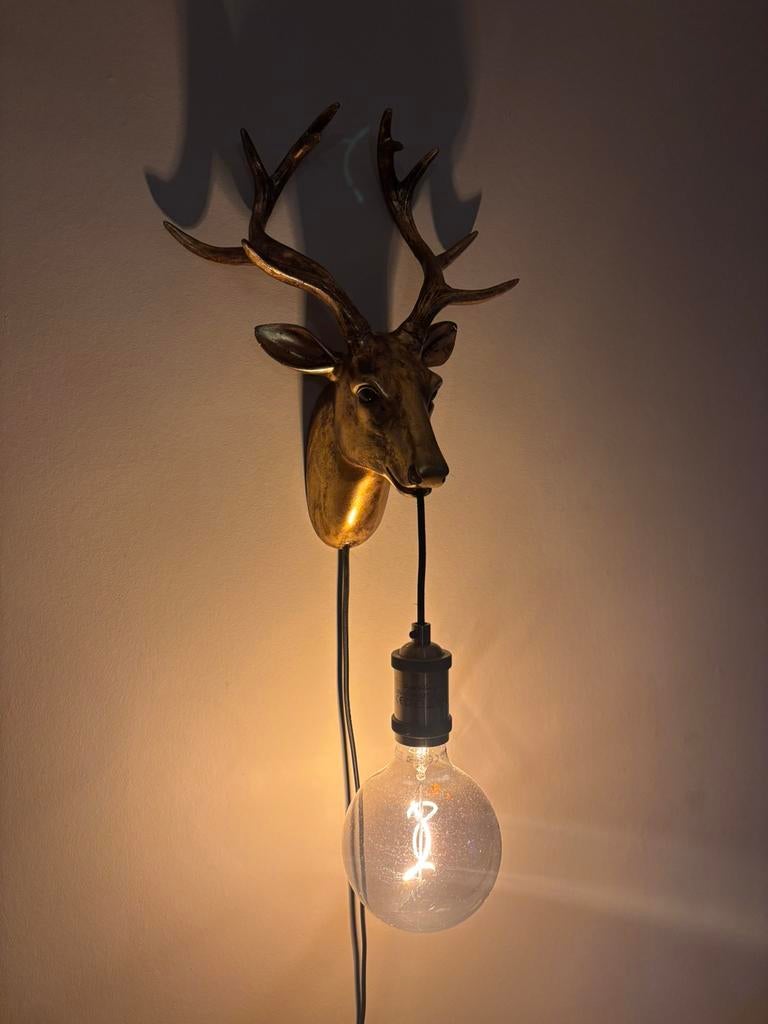 Wand lamp / hertenkop / goud, Ophalen, Zo goed als nieuw, Kunststof