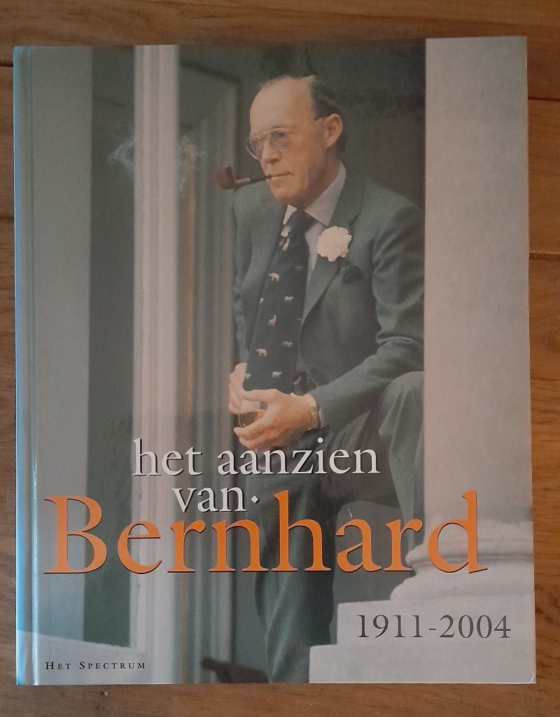 Het aanzien van Bernhard - 1911-2004, Ophalen of Verzenden, Gebruikt, Nederland, Tijdschrift of Boek