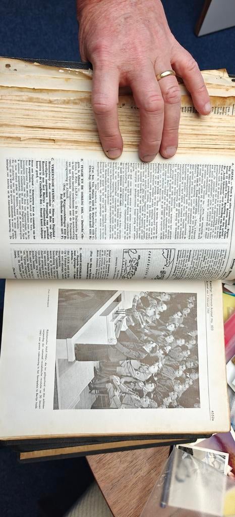 Keesings Historisch Archief 1937-1943 - Oorlogsjaren, Ophalen of Verzenden, 20e eeuw of later, Gelezen, Keesing