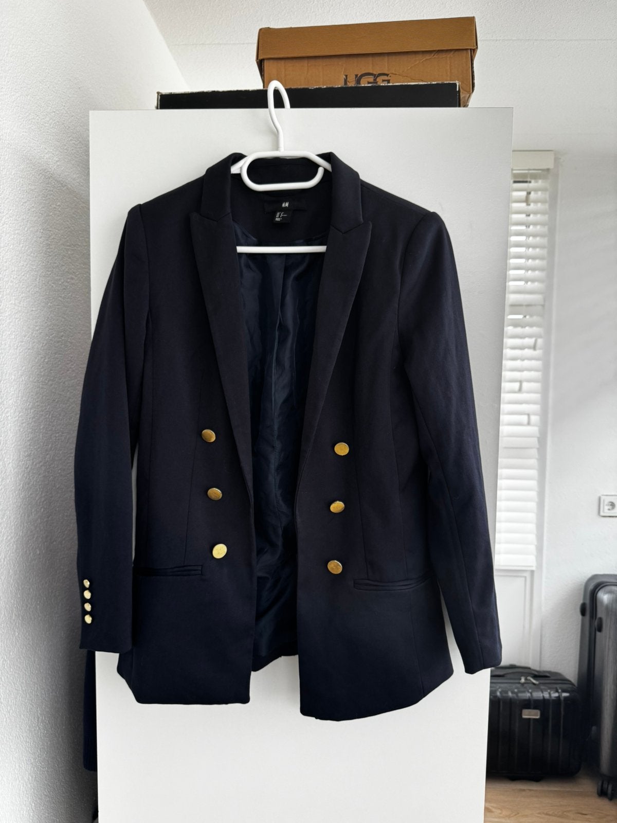 Blauwe blazer met gouden knopen - H&M maat 38/M - als nieuw, Maat 38/40 (M), Blauw, Ophalen of Verzenden, Zo goed als nieuw