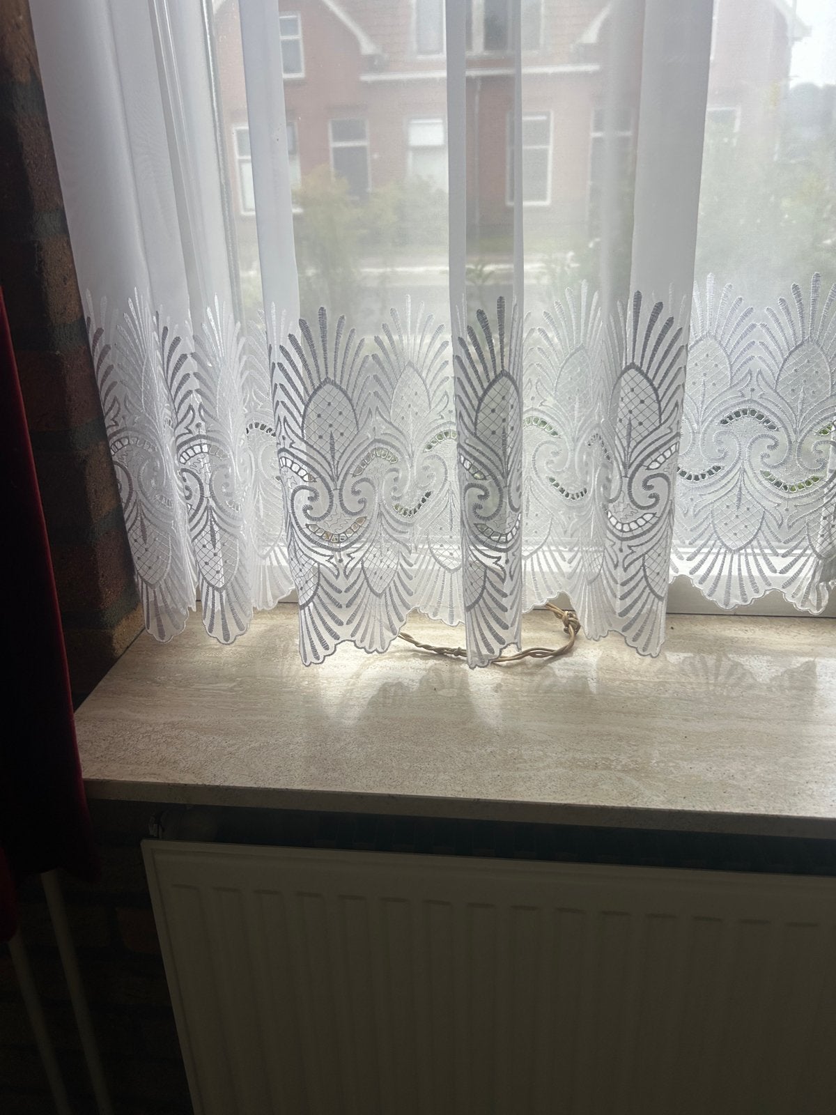 Witte sier vitrages met vintage motief en gordijnhaakjes, Vitrage, Gebruikt, Overige merken, Wit