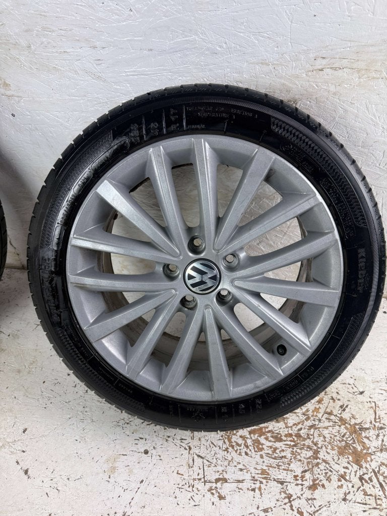 Originele Volkswagen Jetta golf velgen 17" 5x112 Queensland, Niet ingevuld, Gebruikt, Banden en Velgen, Niet ingevuld
