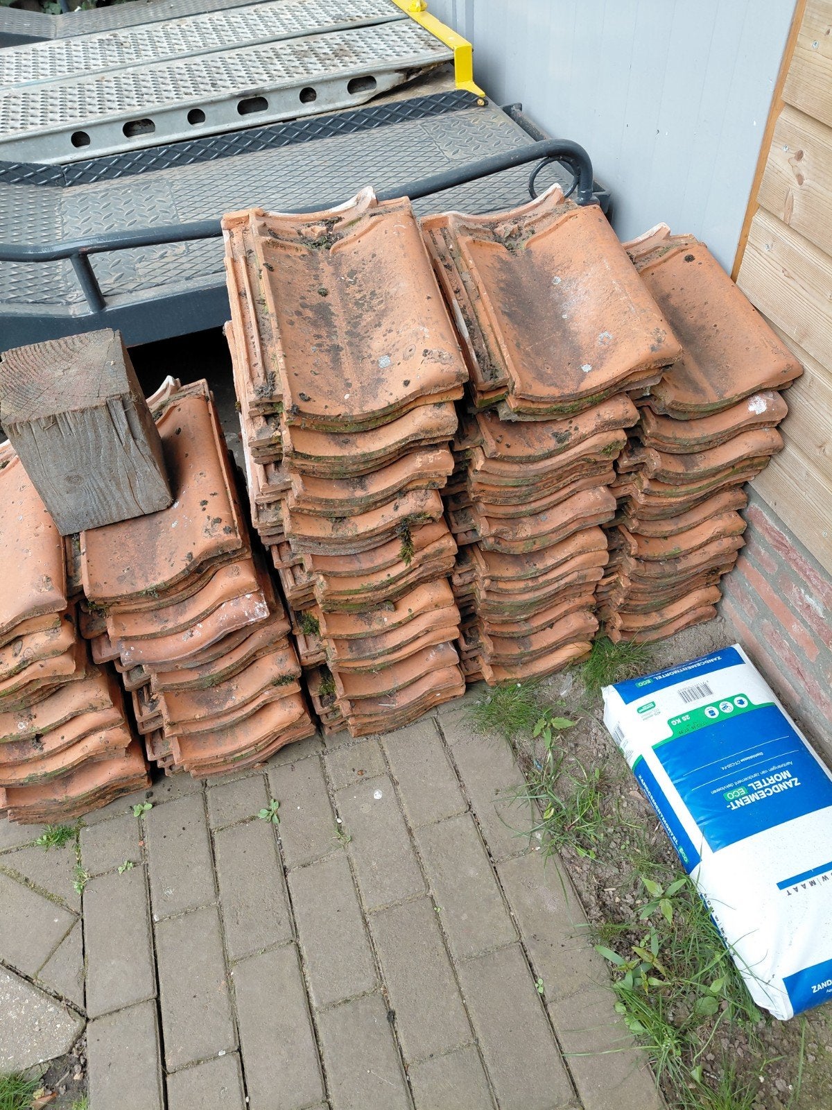 Dakpannen, Doe-het-zelf en Verbouw, Dakpannen en Dakbedekking, Ophalen, Steen of Klei, Minder dan 5 m², Dakpannen