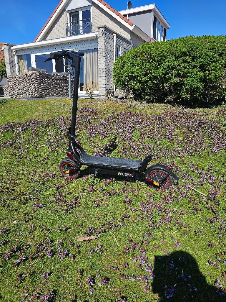 Elektrische step w8, Fietsen en Brommers, Ophalen, Zo goed als nieuw, Elektrische step (E-scooter), W8