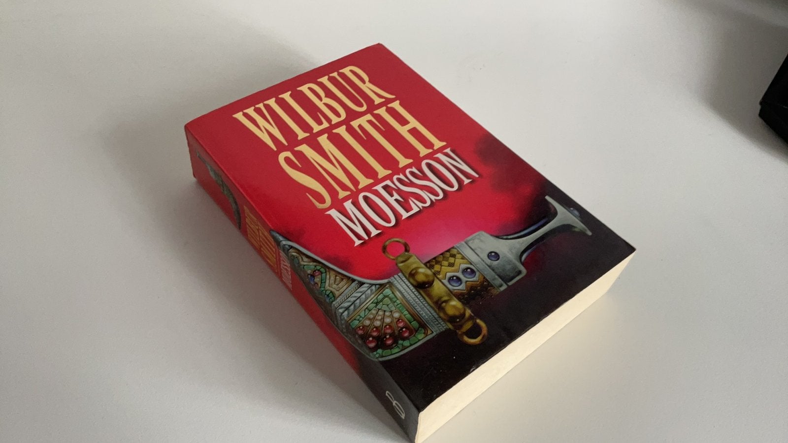 Wilbur Smith - Moesson, Ophalen of Verzenden, Zo goed als nieuw, Wilbur Smith