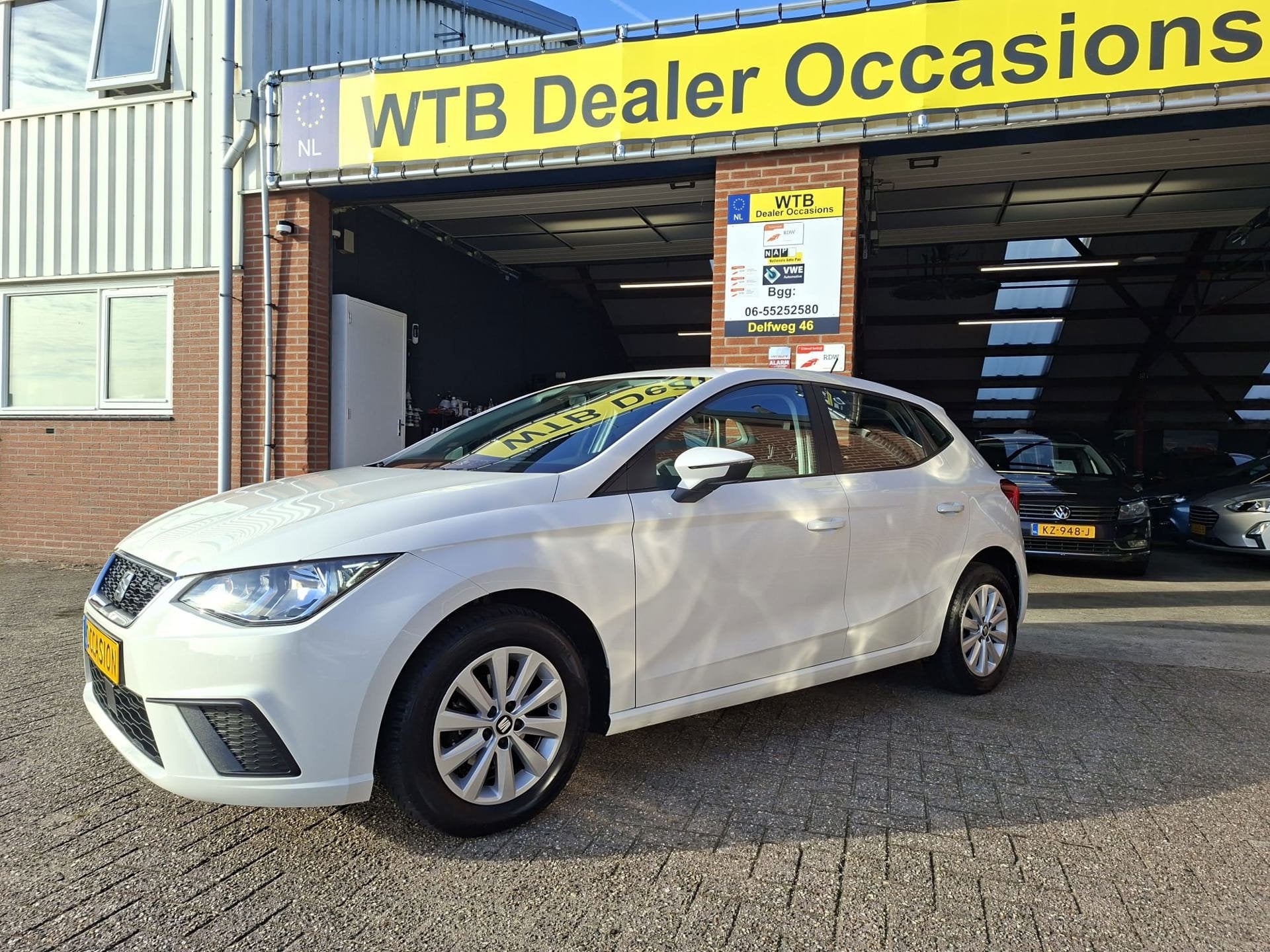 Seat Ibiza 1.0 TSI Style, 1e Eig Dealer oh., Apple/Android,, Auto's, Voorwielaandrijving, Dealer onderhouden, Stof, Gebruikt