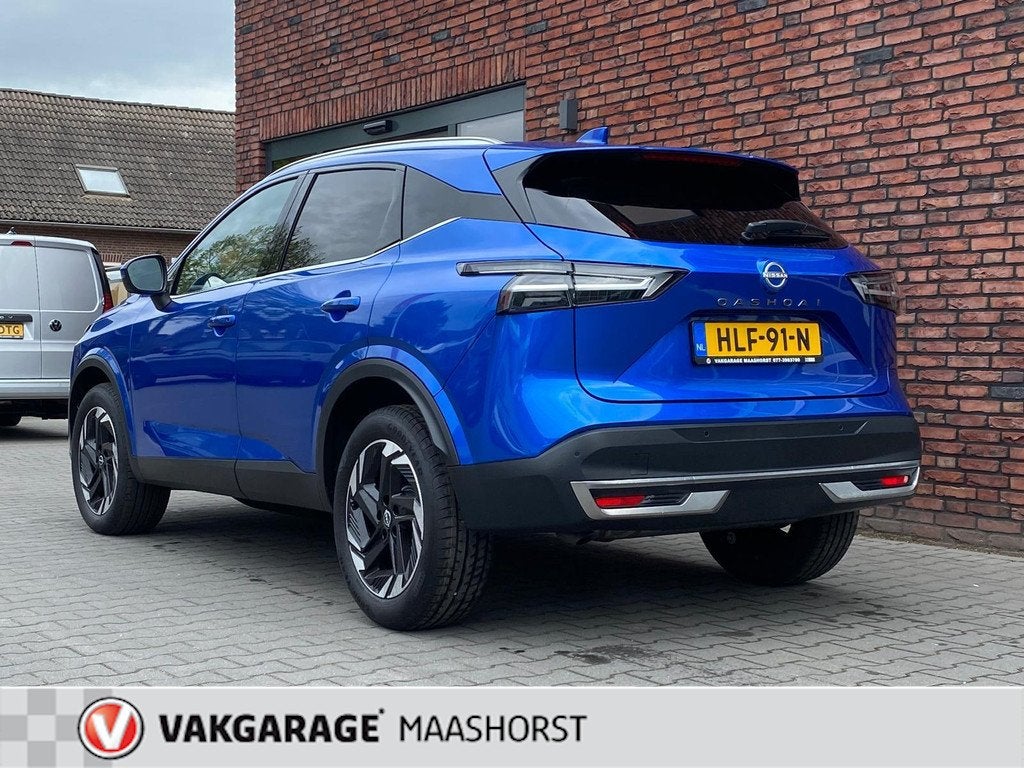 Nissan Qashqai 1.3 MHEV Xtronic Business Premium 360Camera, Auto's, Nissan, Euro 6, 4 cilinders, Automatische klimaatregeling