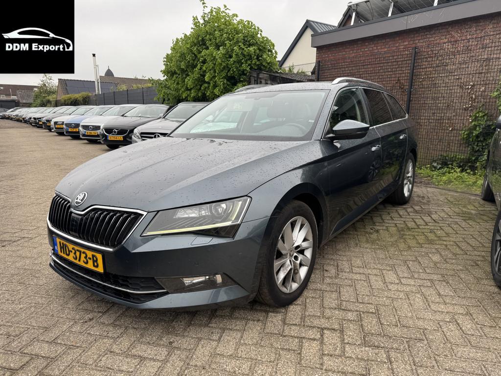Skoda Superb Combi 1.6 TDI Ambition Business (bj 2015), Auto's, Skoda, Bedrijf, Te koop, Superb, ABS, Airbags, Airconditioning