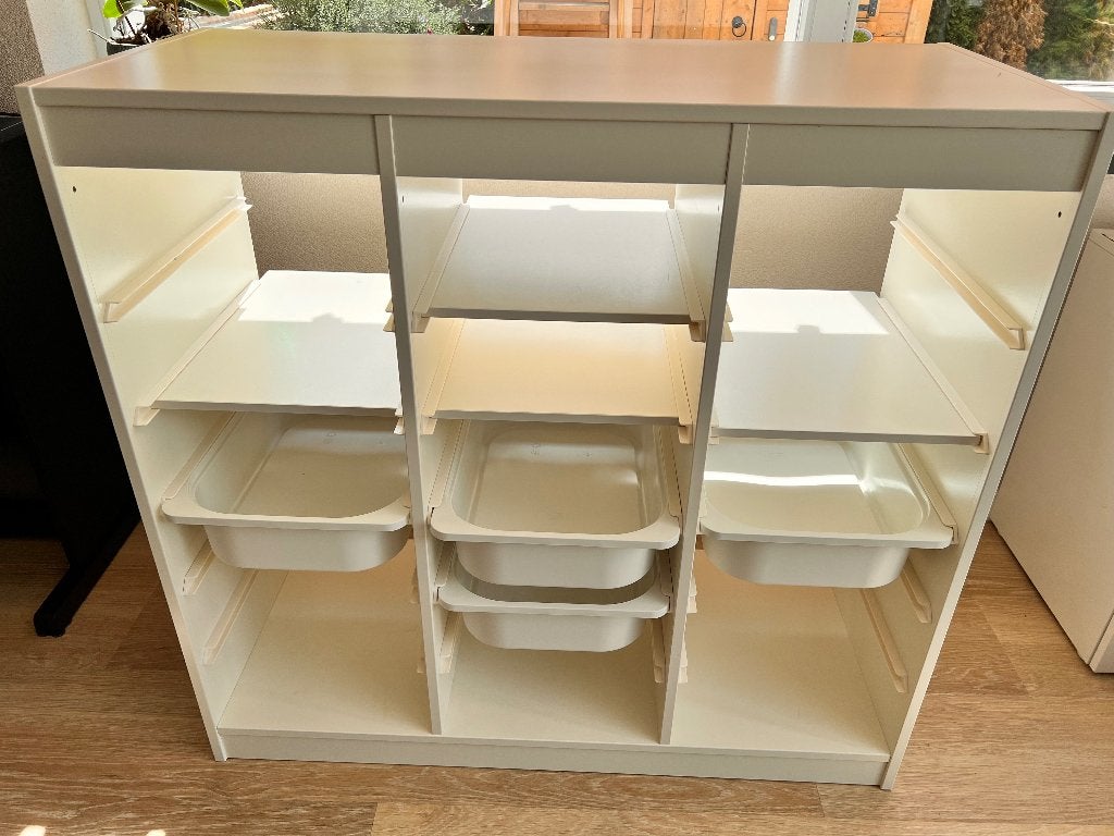 IKEA TROFAST opbergkast 99x44x94 wit + 4 bakken & 4 planken, Kinderen en Baby's, Kinderkamer | Commodes en Kasten, Ophalen, Gebruikt