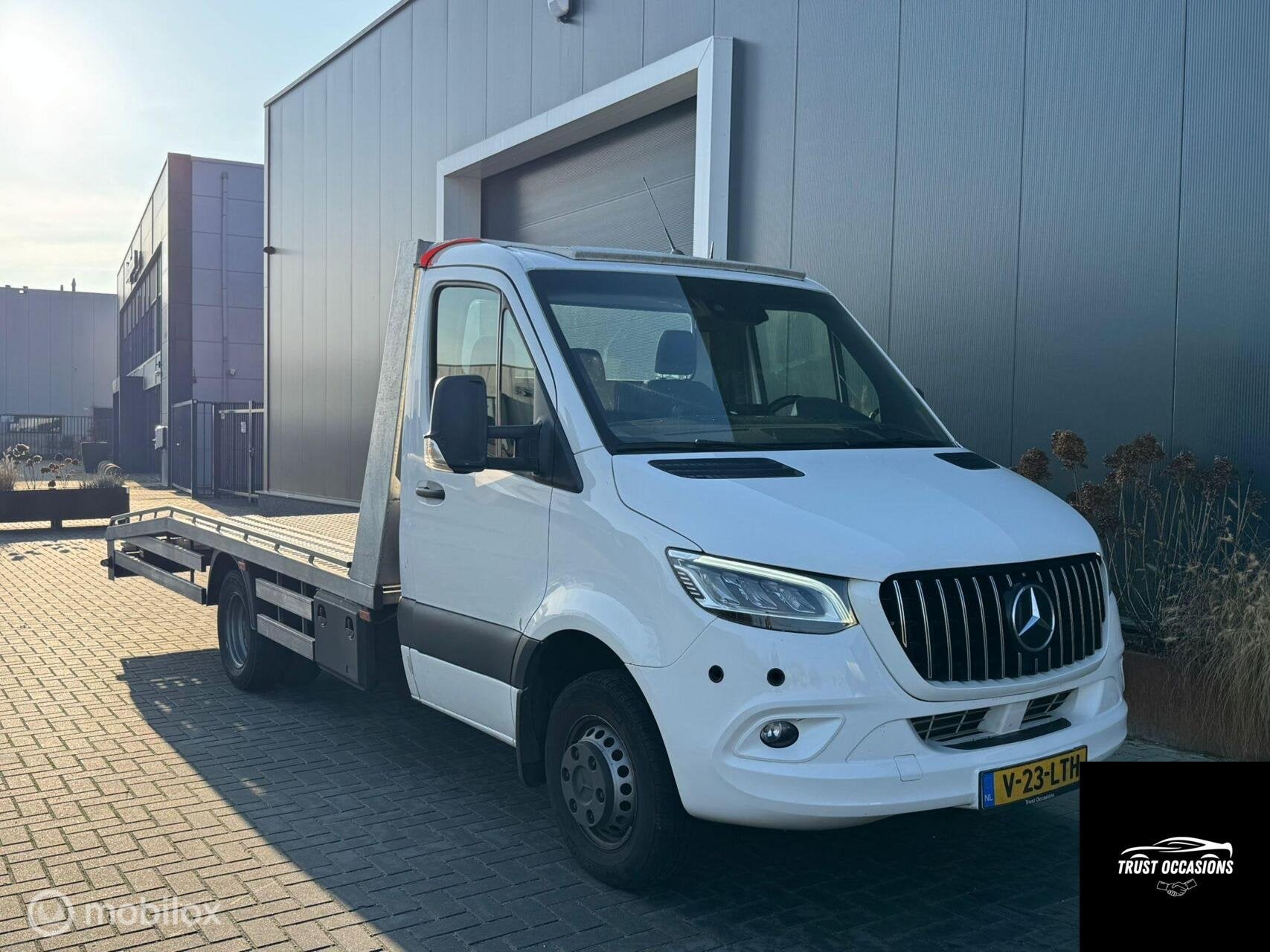 Mercedes Sprinter Takelwagen V6 3.0 319 luchtvering carplay, Automaat, Gebruikt, Euro 6, 190 pk