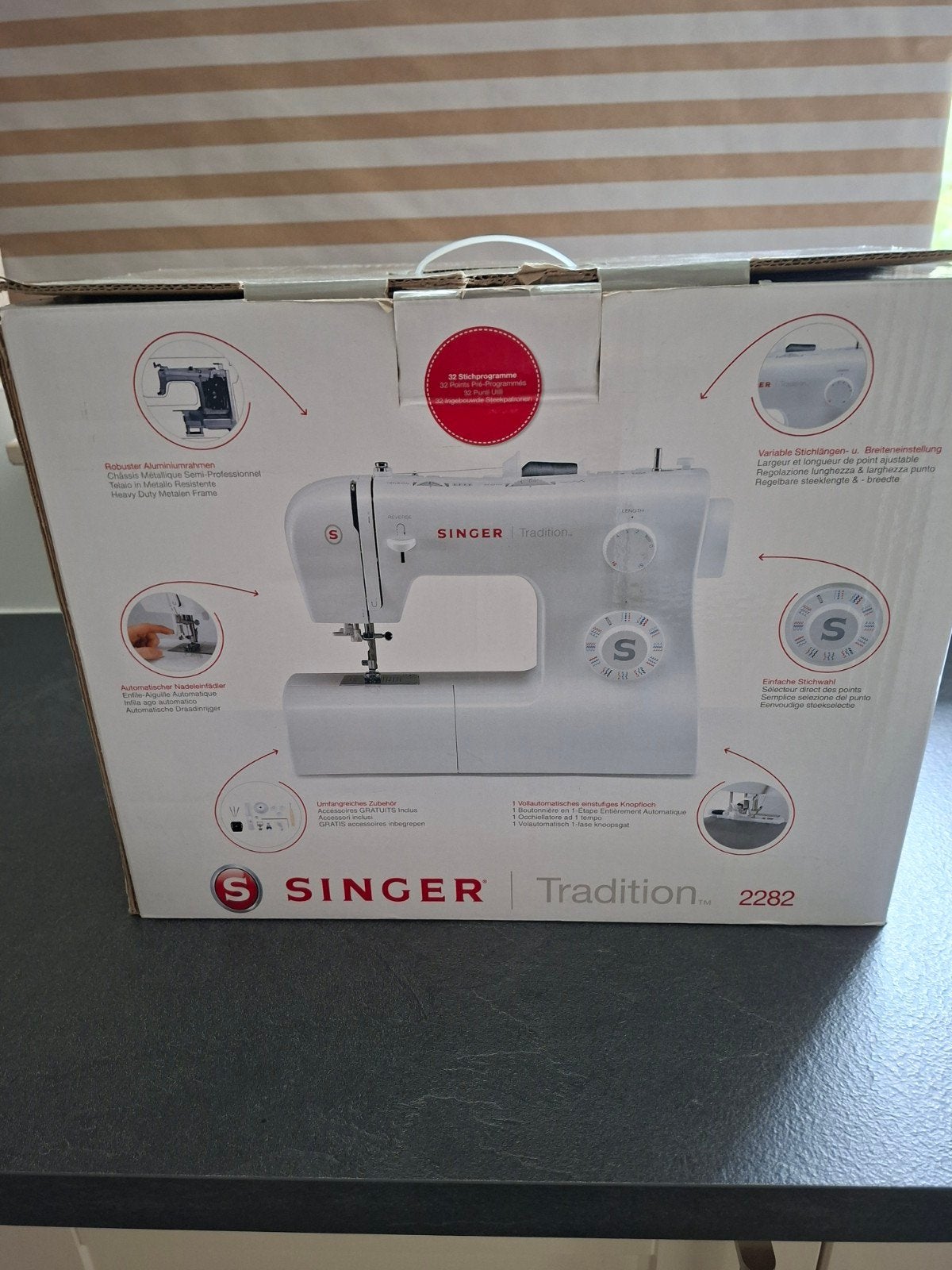 Mechanische eenvoudige naaimachine, merk: Singer., Ophalen, Naaimachine, Overige merken