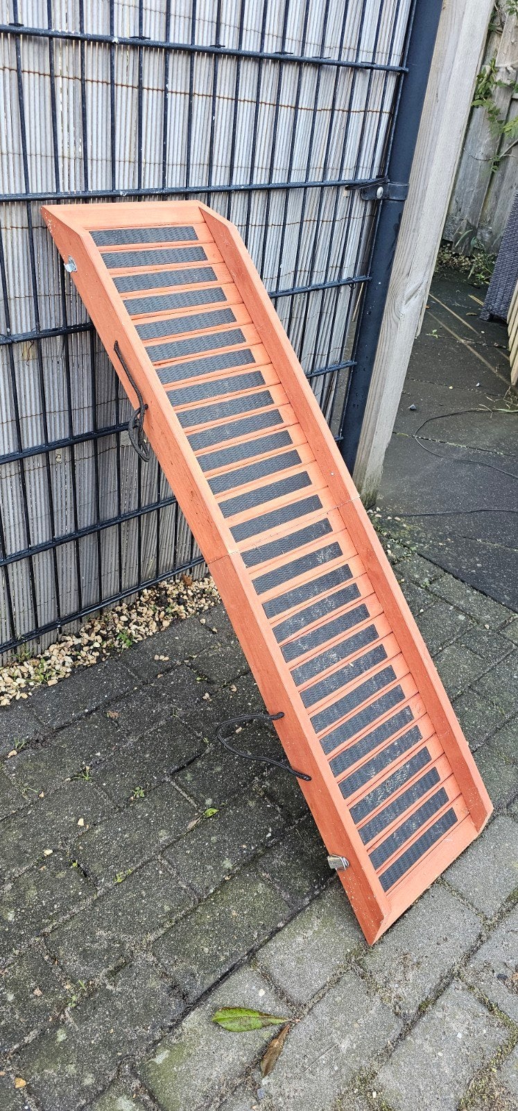 Loopplank voor uw hond., Ophalen, Gebruikt