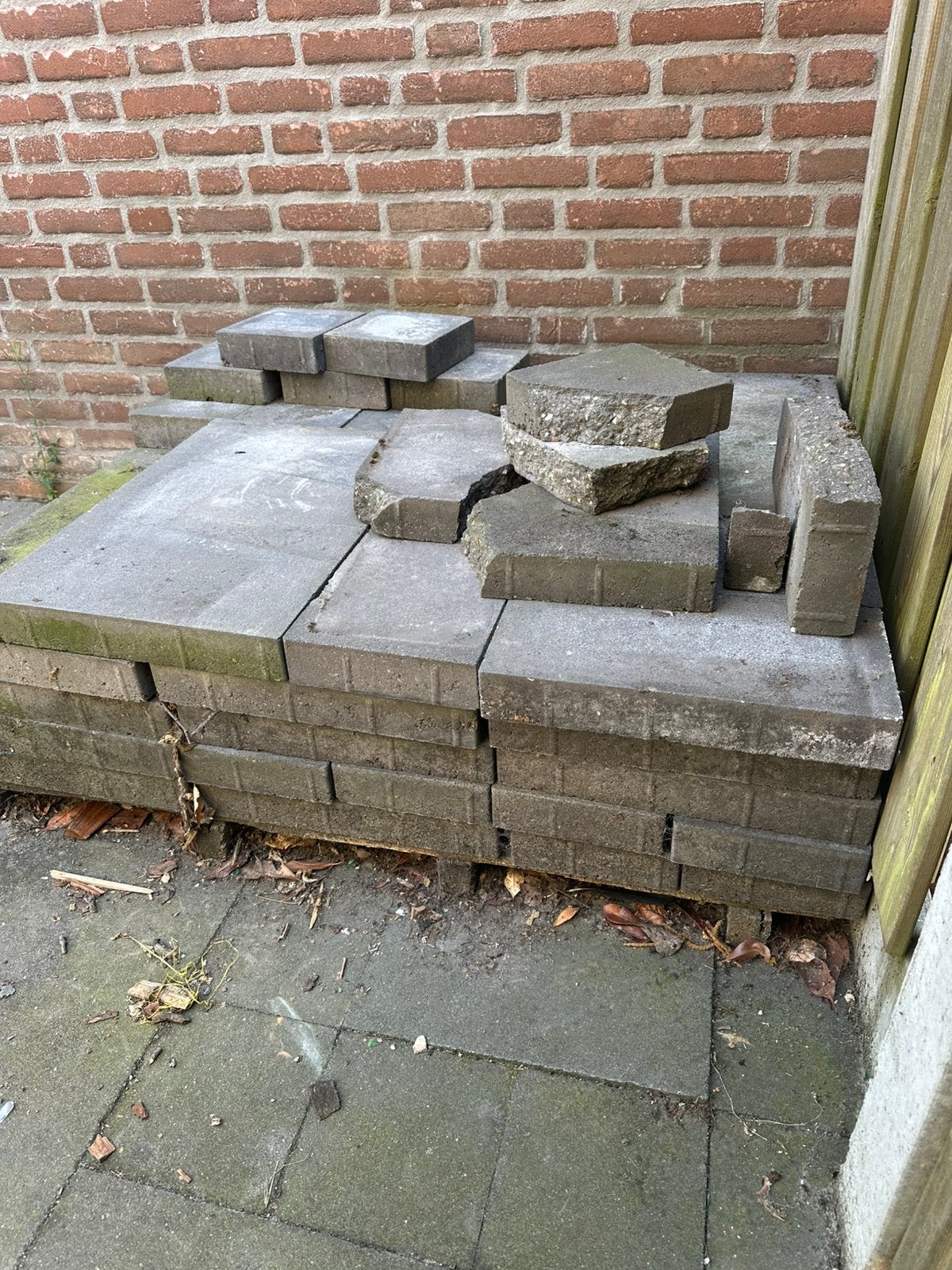 Grijze tuintegels, Ophalen, Zo goed als nieuw, Beton, Terrastegels