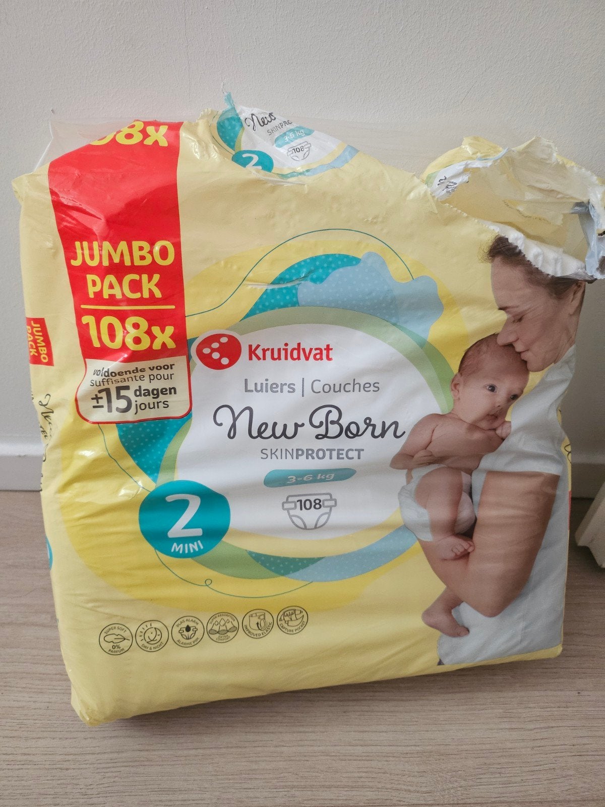 New born Jumbo luiers., Ophalen of Verzenden, Nieuw