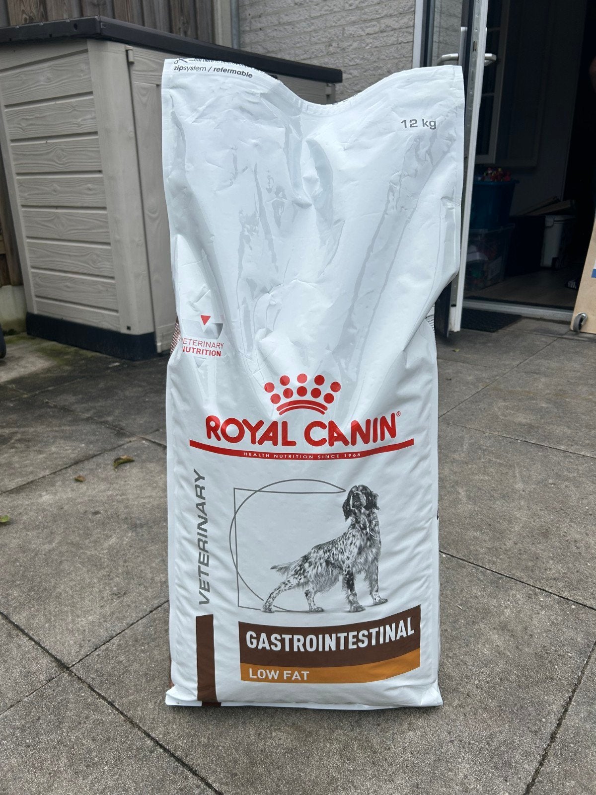 Royal Canin Low Fat hondenbrokken en food container 35 liter, Dieren en Toebehoren, Ophalen, Hond