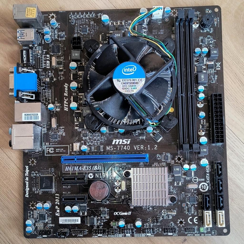 MSI H61MA-E35 (B3) Moederbord in goede staat, Computers en Software, Moederborden, Gebruikt, DDR3, Ophalen of Verzenden, Micro-ATX
