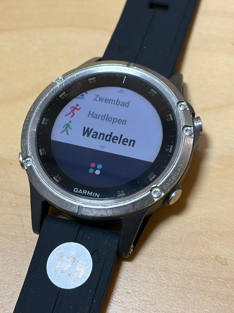 Garmin Fenix 5 saffier plus (GPSinruil-nr 129), GARMIN, Gebruikt, Bramenberg 9, Zwart